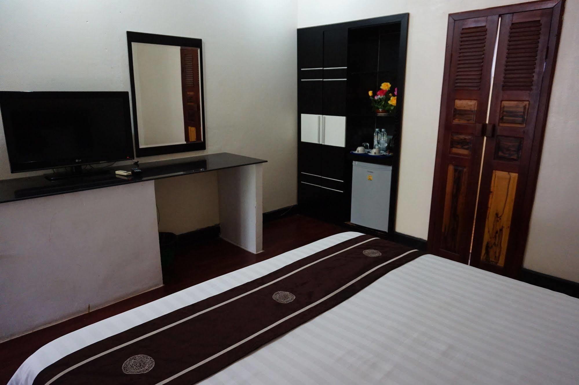 Vientiane Garden Villa Hotel Exterior photo